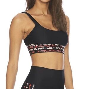 NWT BEACH RIOT Black and Cheetah striped Sports bra Top Size XS